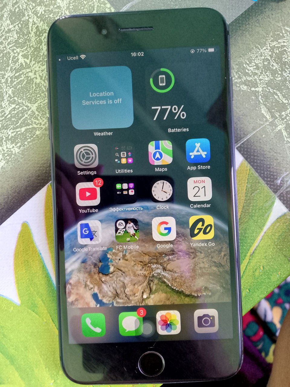 Iphone 8+ black holati tinnu