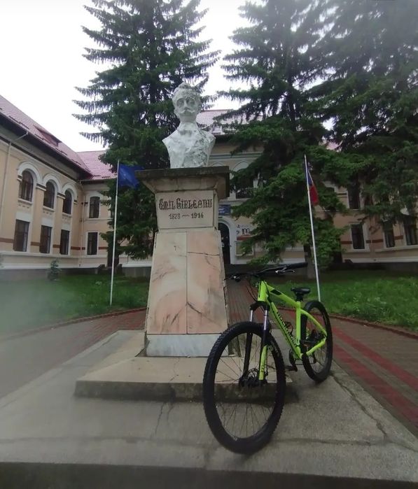 Vând rockrider st 530