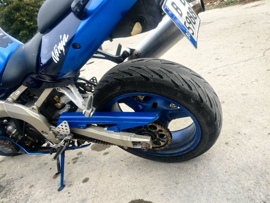 Продавам Kawasaki zx6r