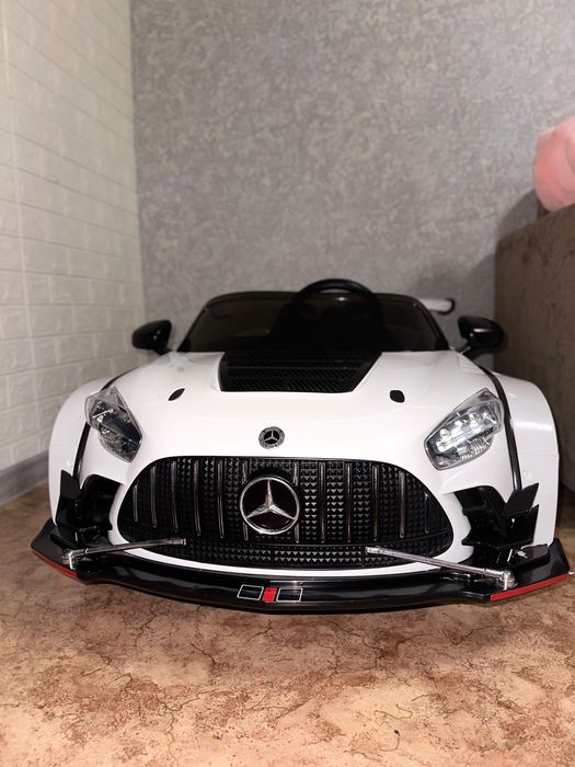 Электромобиль детский