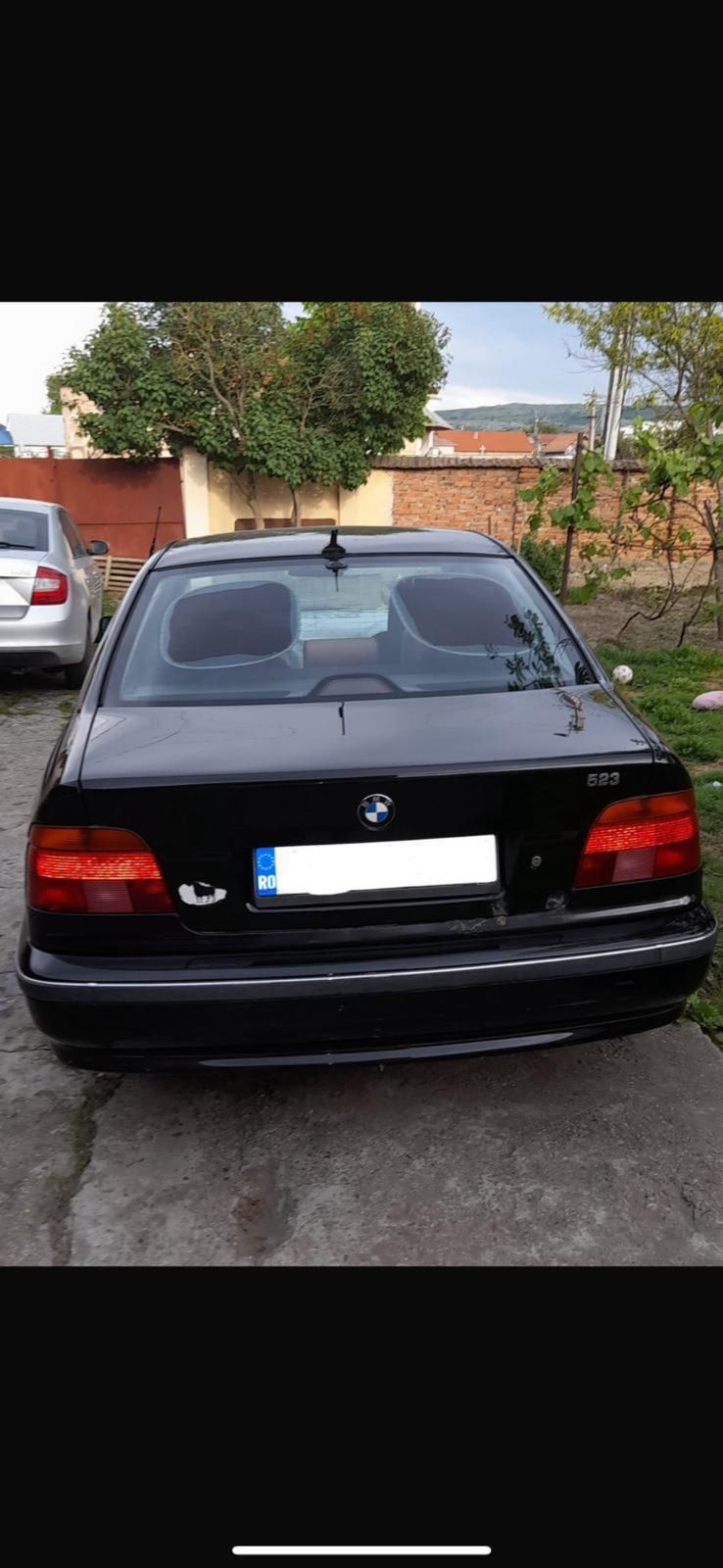 BMW 523i,6 cyl.inline
