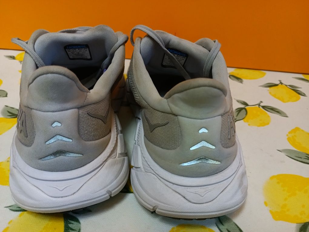 Hoka Arahi 6 N 40 - 35 лв