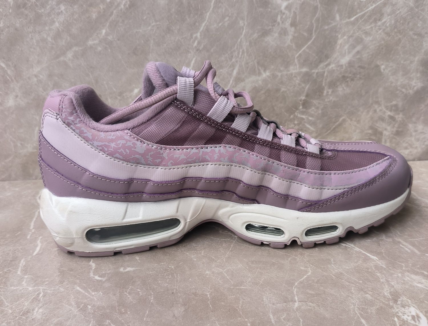 Nike Air Max 95 номер 42