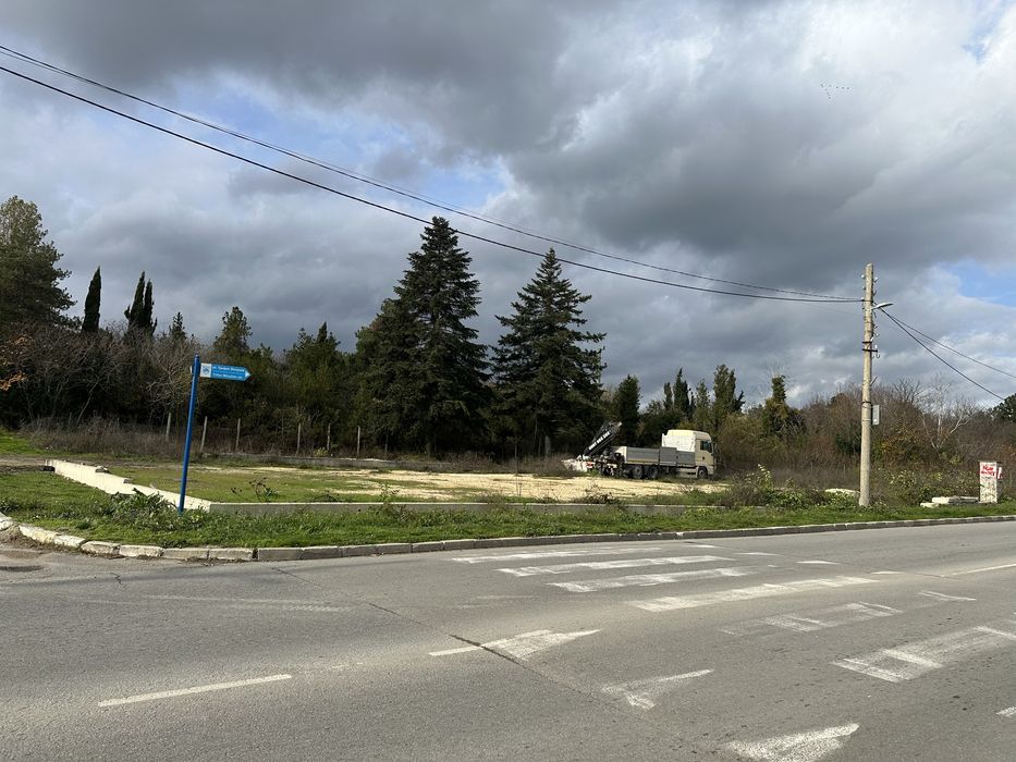 Продава се Парцел в Бяла - 1400 кв.м за 110 €/кв.м - Снимка #2