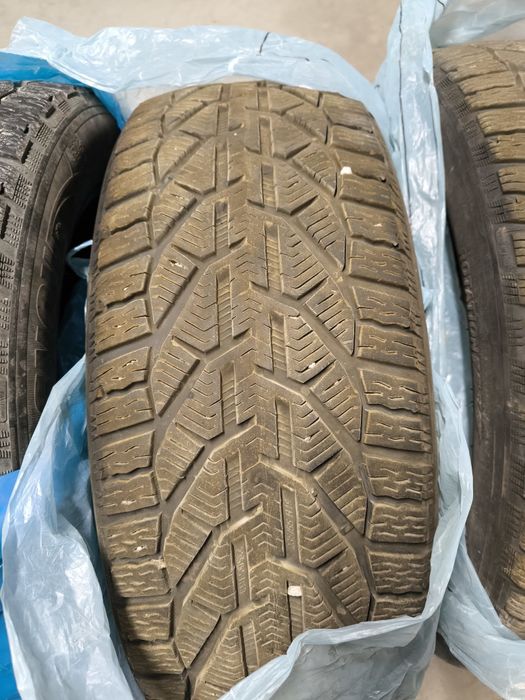 Зимни гуми Корморан 235/55/19