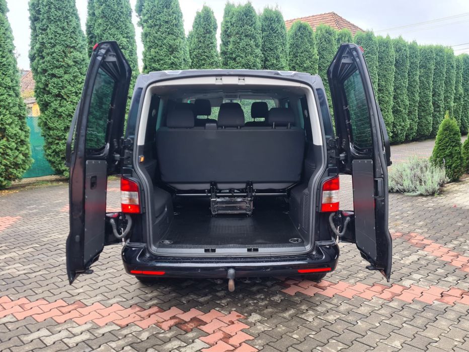 Volkswagen VW T5 Caravelle, 2015, 9 locuri, xenon