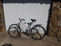 Vând bicicleta Romineasca veche