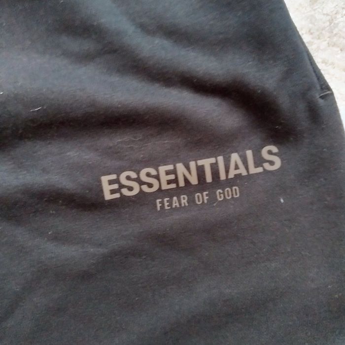 Pantaloni scurți Essentials (L) | Livrare cu verificare
