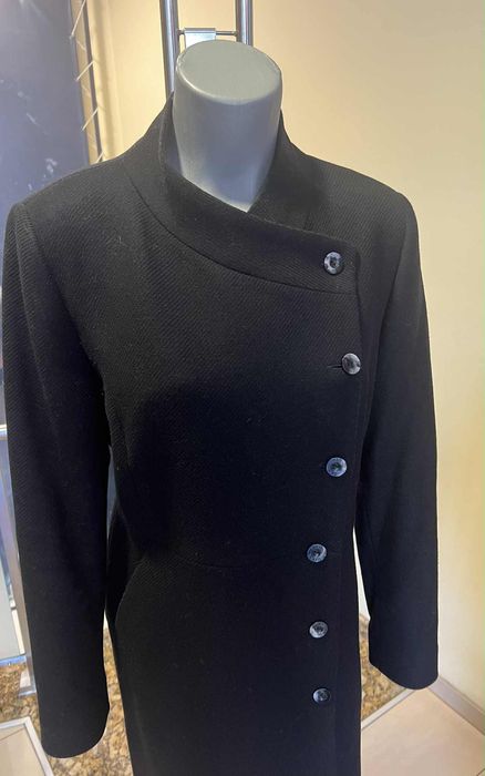 Вълнено черно палто DiKa