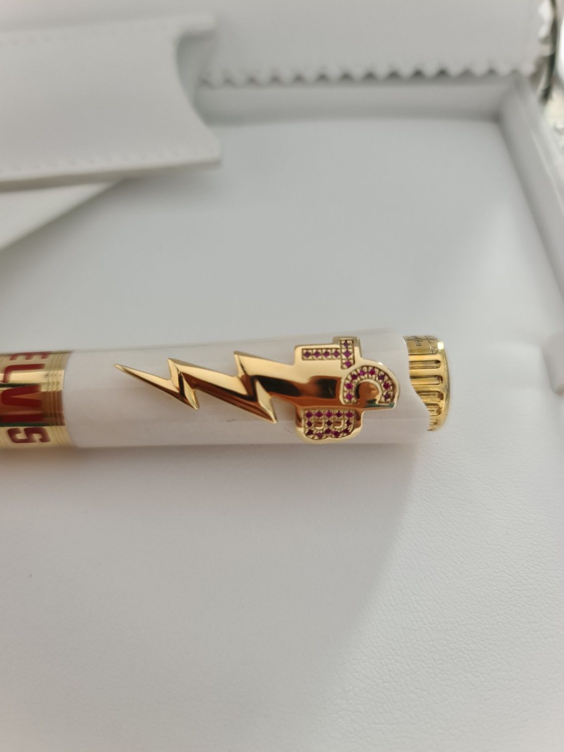Pix Montegrappa Elvis Las Vegas ediție limitata