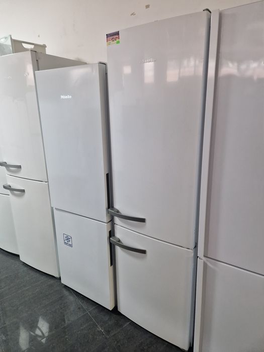Хладилник с фризер Miele A++ No Frost 200 см