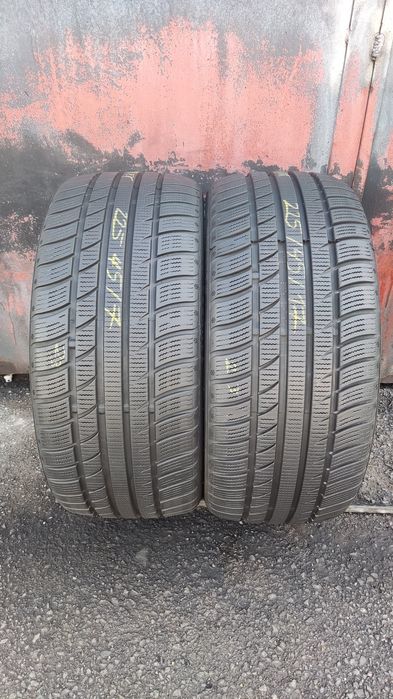 2бр.зимни гуми 225/45/17 Tomket Winter 
dot23
7mm
Добри състояние на г