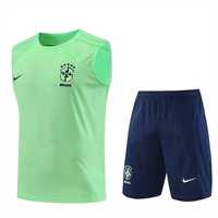 Nike fotbal Brasil pantalon scurt si bluza fara maneci