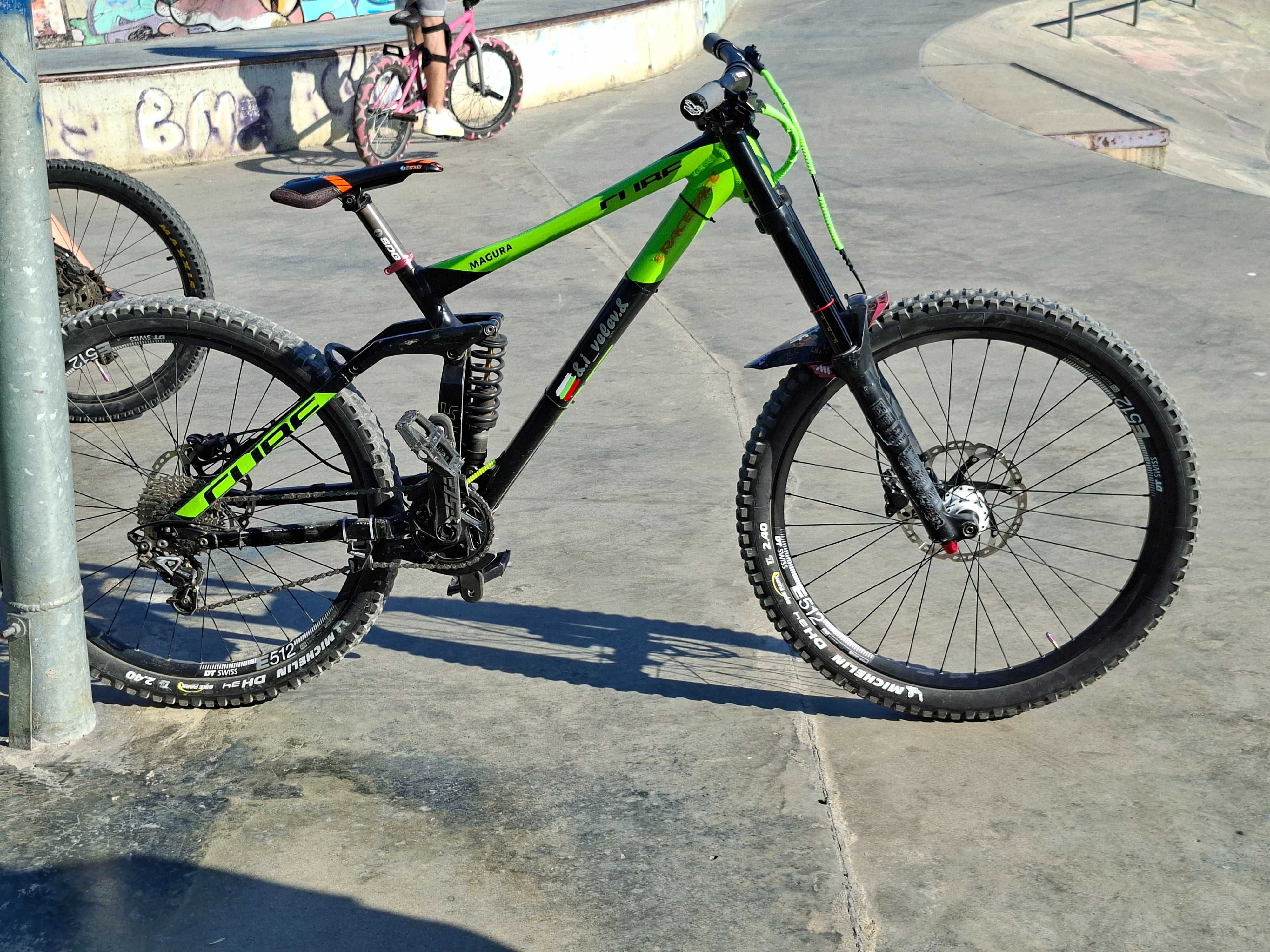 Продавам велосипед cube two 15. 27.5 L