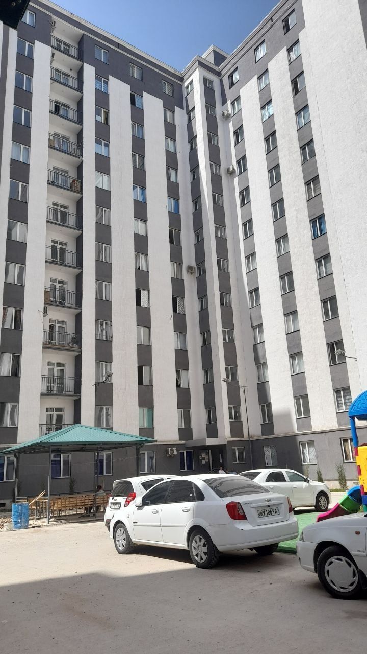 Tezkor xolatda dom sotiladi.
Movarodan 11 qavat 2 xonali.65 mln bosh t