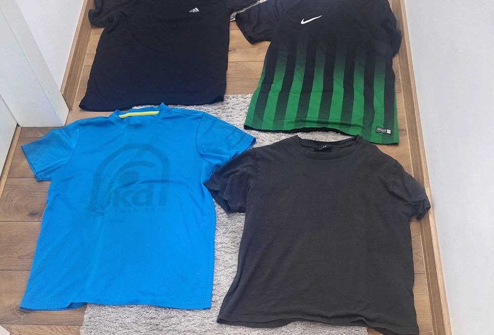 Тениски 8 броя S размер