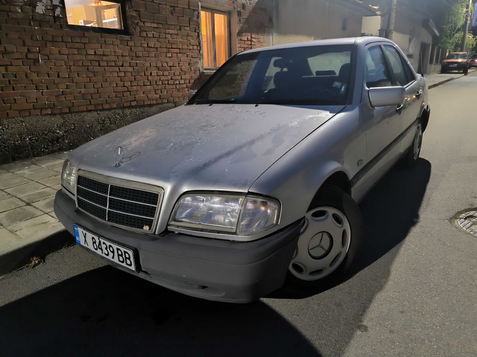 Mercedes-Benz C250