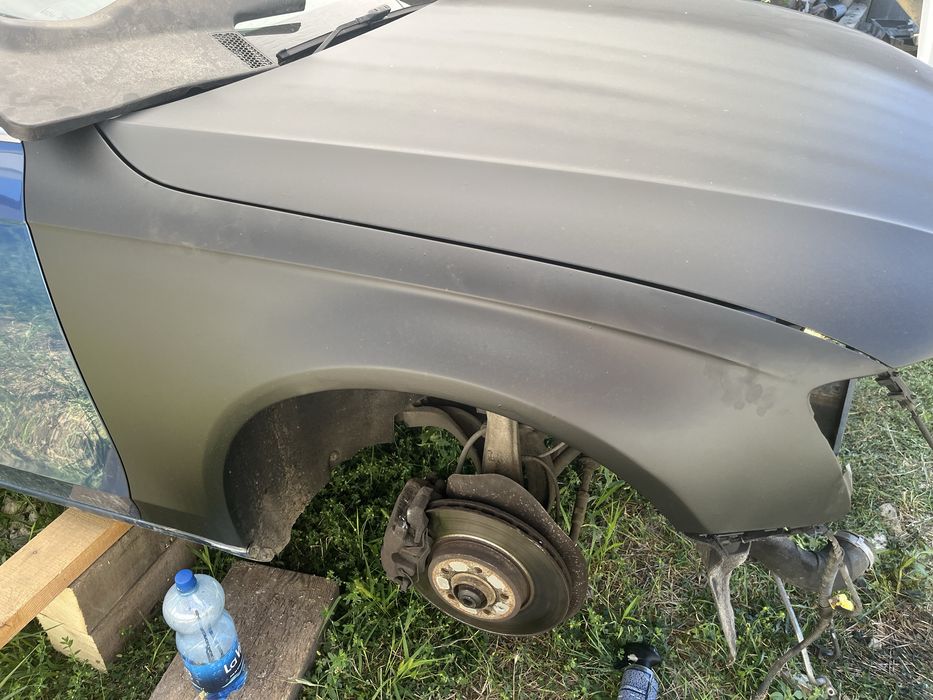 Vand față completa audi a4 b8