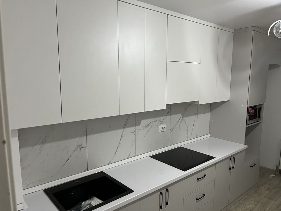 Кухния шкаф комлект гарнитур