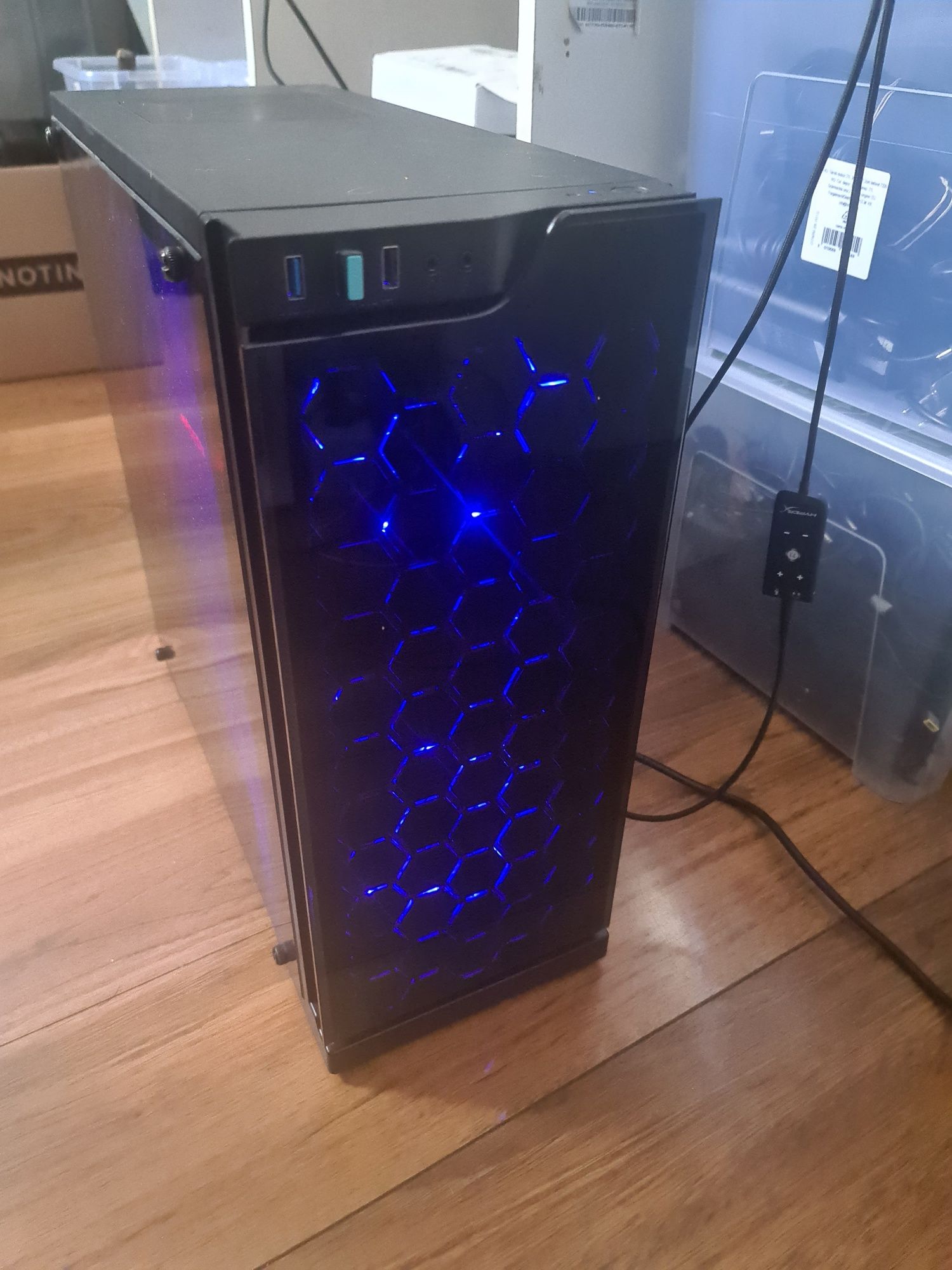 Vand sistem/PC/calculator complet.