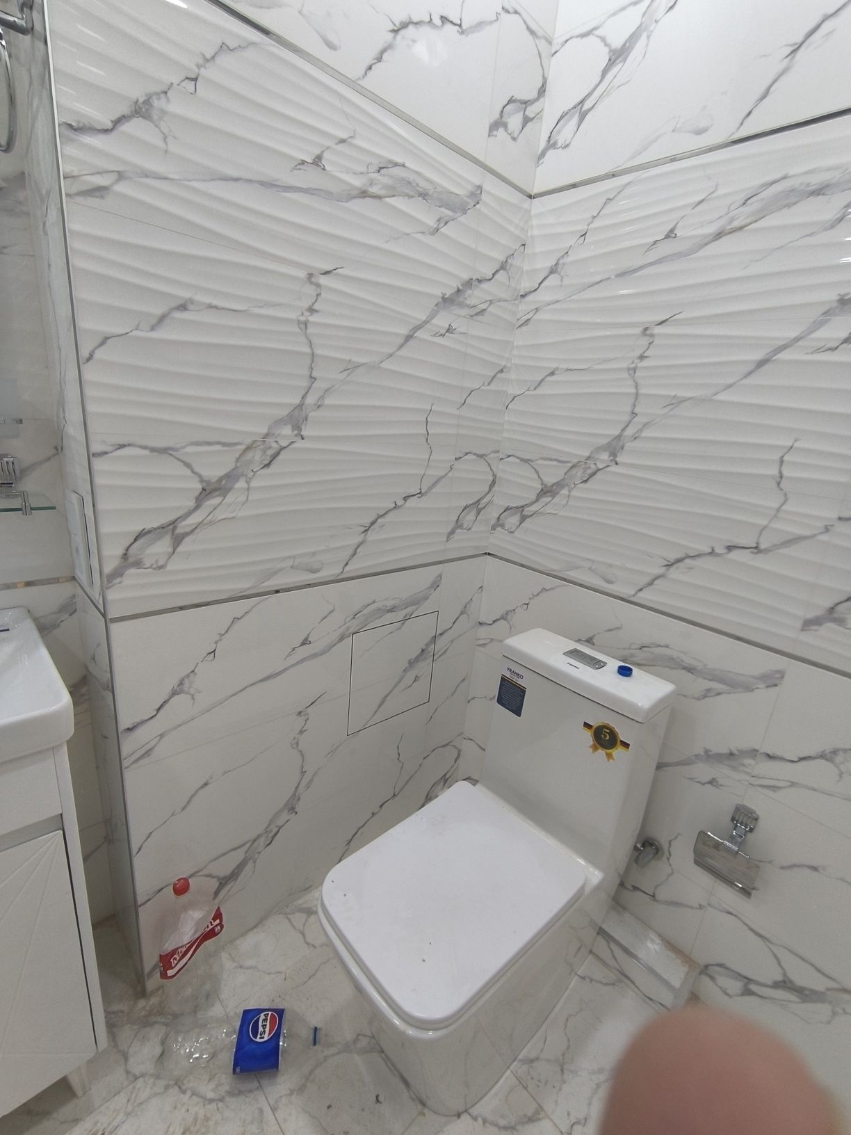 Новостройка 1 ком. Сергели 1. 40м² Евро ремонт.не торец. 5/7 кирпич