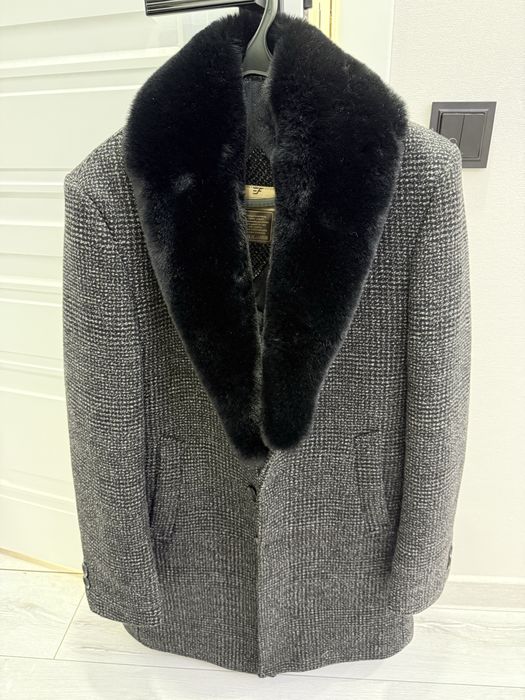 Продам пальто  в хорошем состаяний