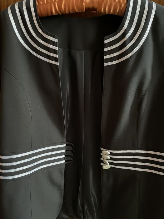 Дамско сако елегантно