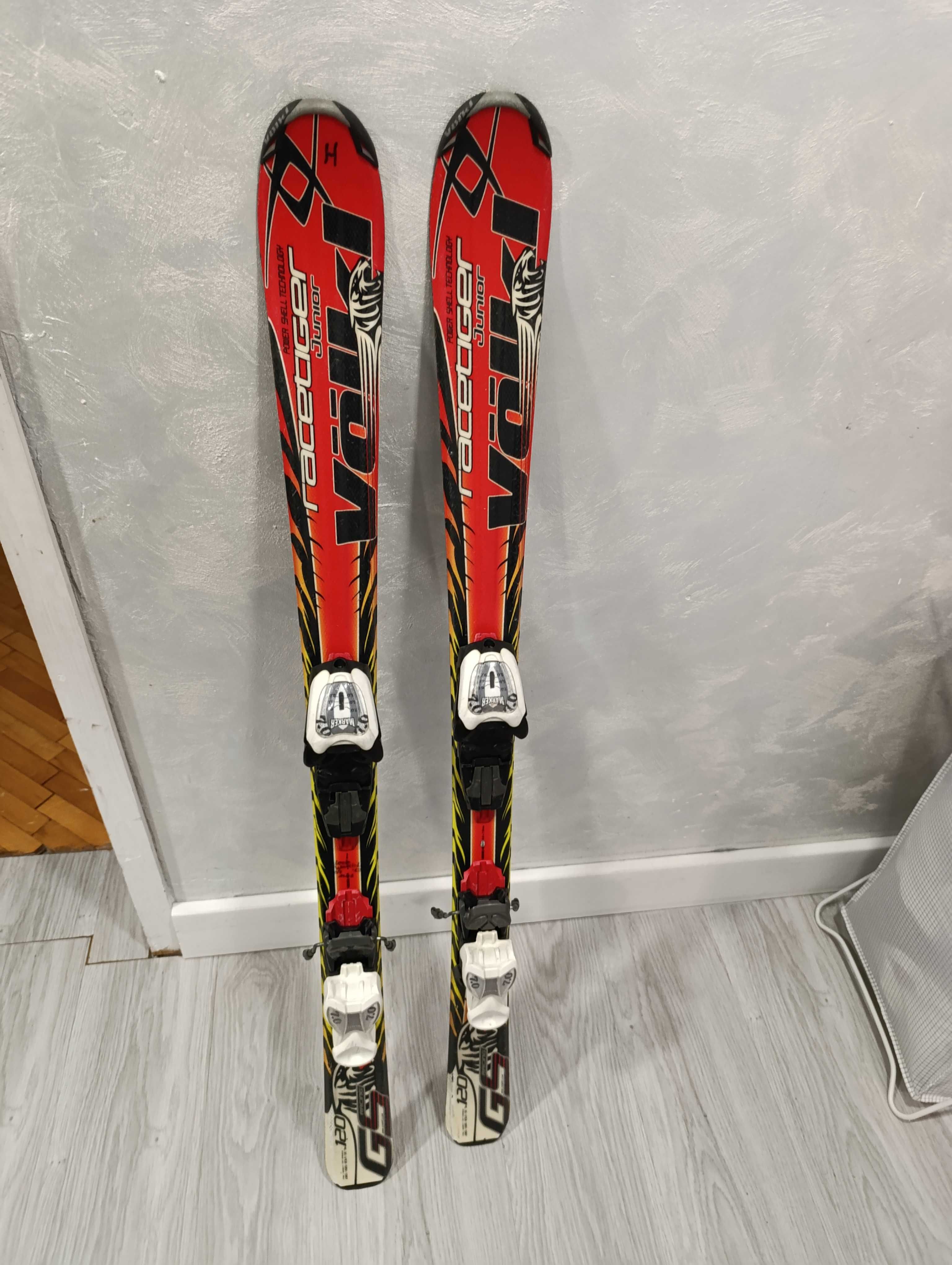 Ски 120 детски червени Völkl
