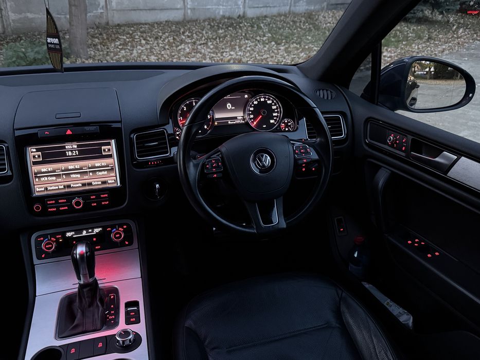 Vw Touareg R-line 3.0 Diesel 245cp 2013 - Volan Dreapta