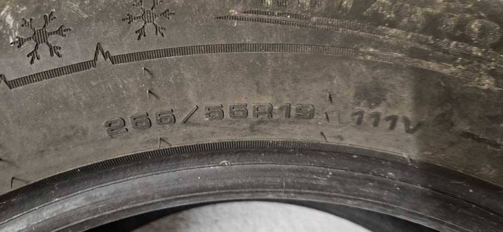 Зимни гуми за джип 255/55/19
