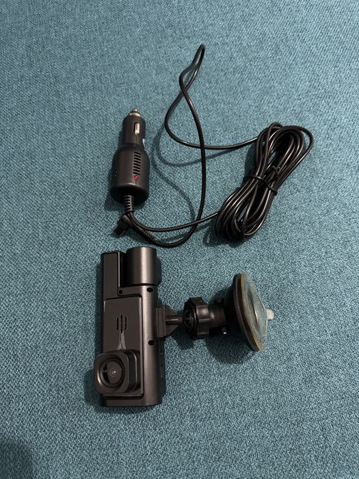 Camera Auto duala, 170 grade 1080 cu card de memorie 16 Bg inclus