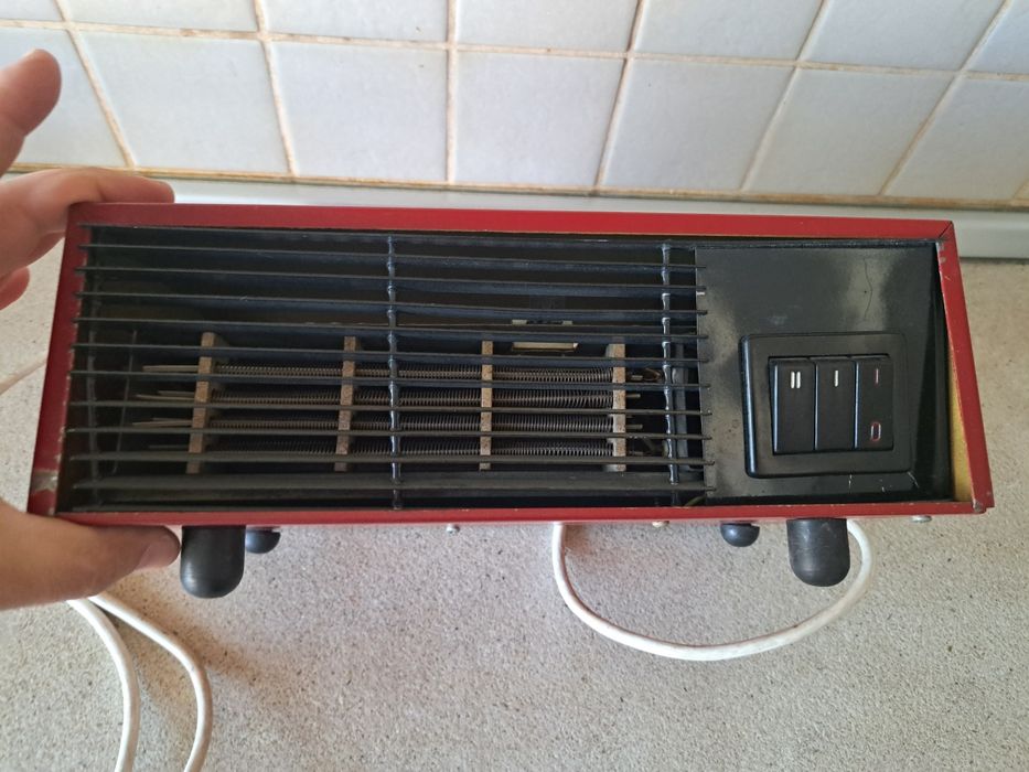 Aeroterma aer cald comunista