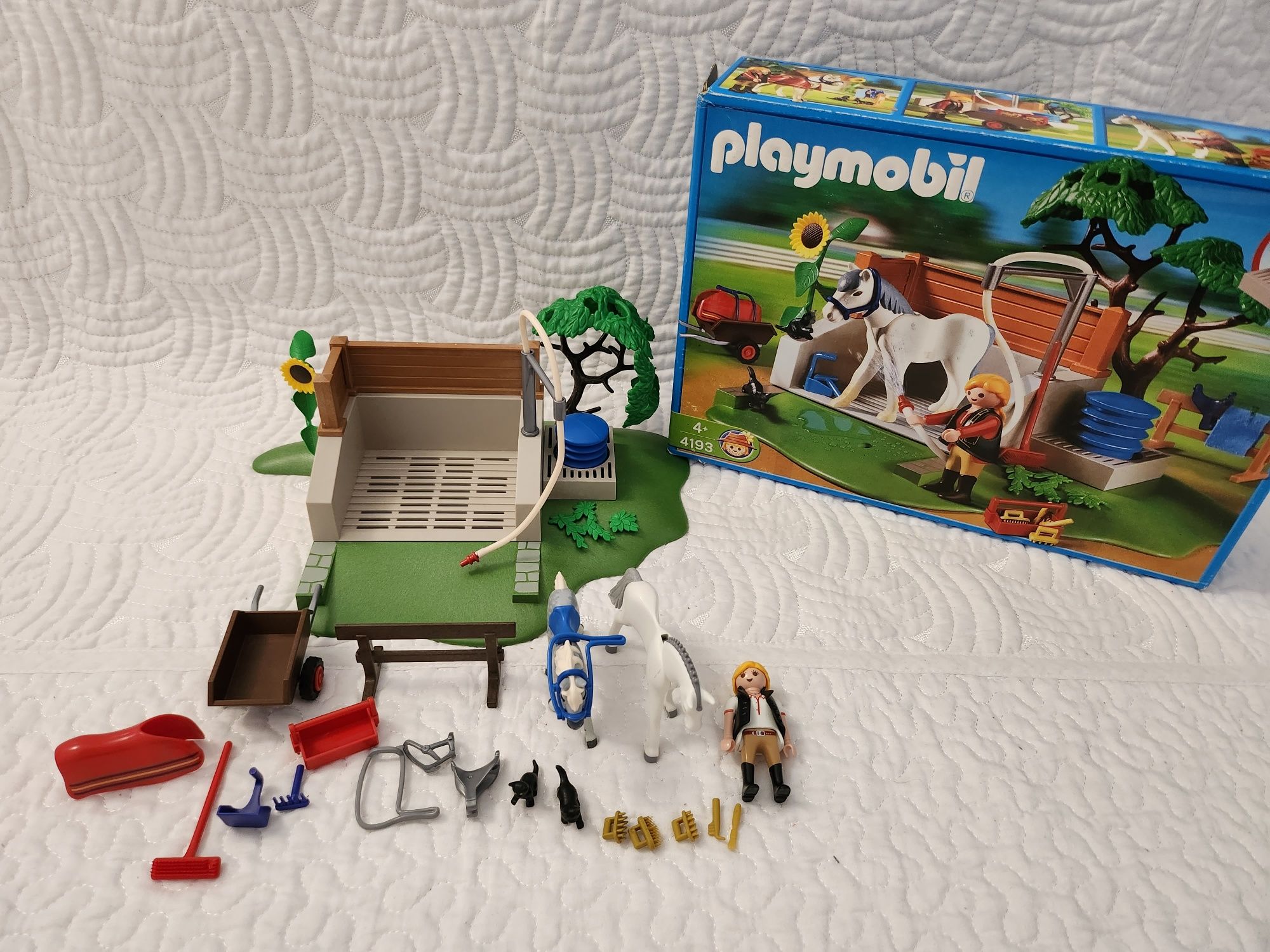 Playmobil loc de spălat cai