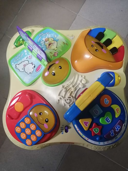 Fisher price masuta educativ 6 luni +
