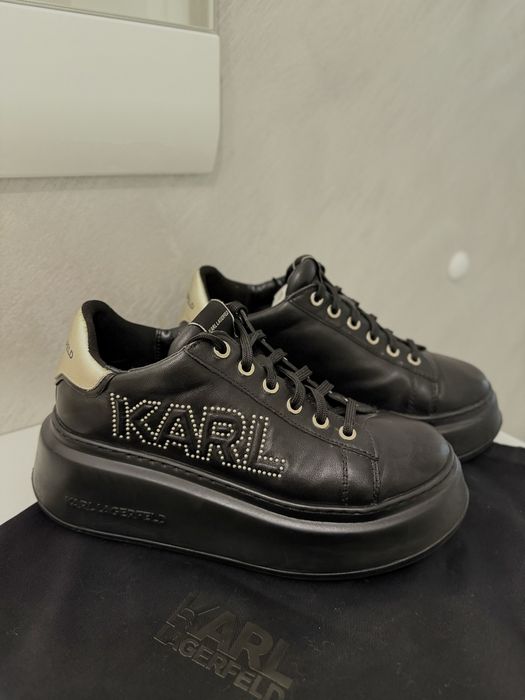 Продавам сникърси “Karl Lagerfeld”