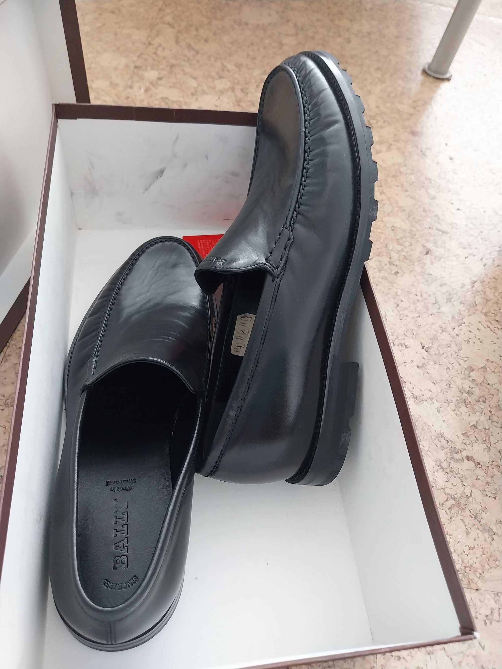 Продавам мъжки обувки Bally