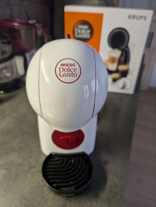 Кафемашината Krups NESCAFE Dolce Gusto

PICCOLO XS