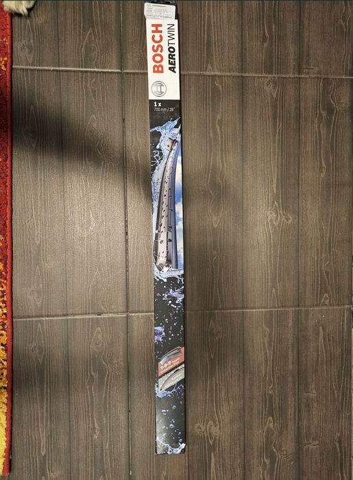 Set 2 stergatoare (ambalate individual) Bosch Aero Twin, 700mm, Ap28U
