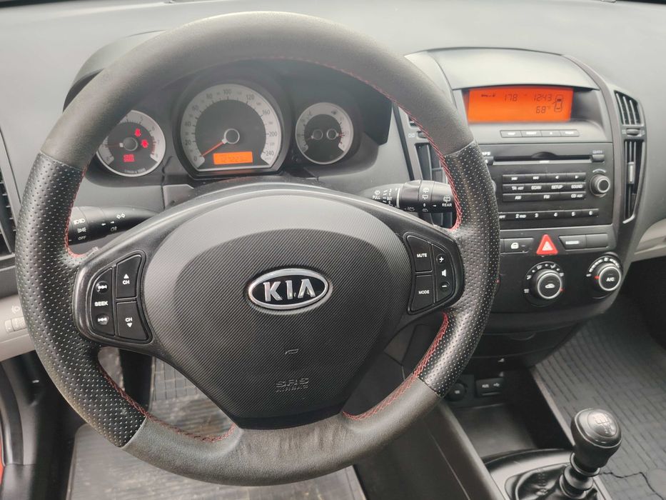KIA Ceed coupe 2009