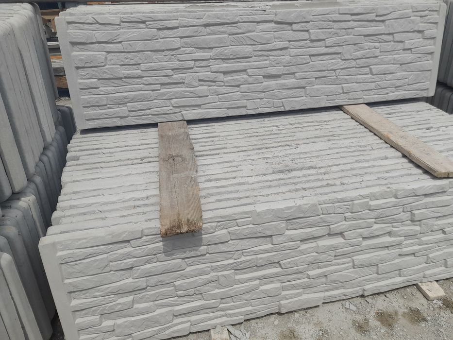 Gard beton armat.