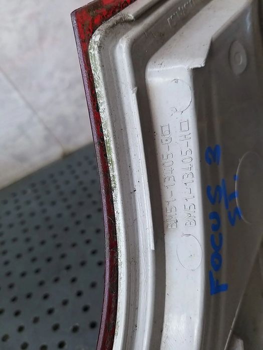 Stop tripla lampa stanga ford focus 3 bm5113405