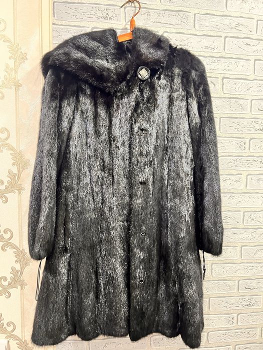 Продам шубу норковую