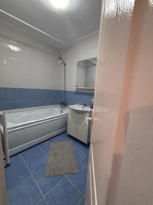 Inchiriez apartament Stejarului Floresti