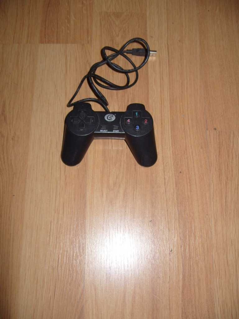 Джойстици и аксесоари за PS1, PS2, Xbox 360, PC, Ninendo и Sega - 5лв