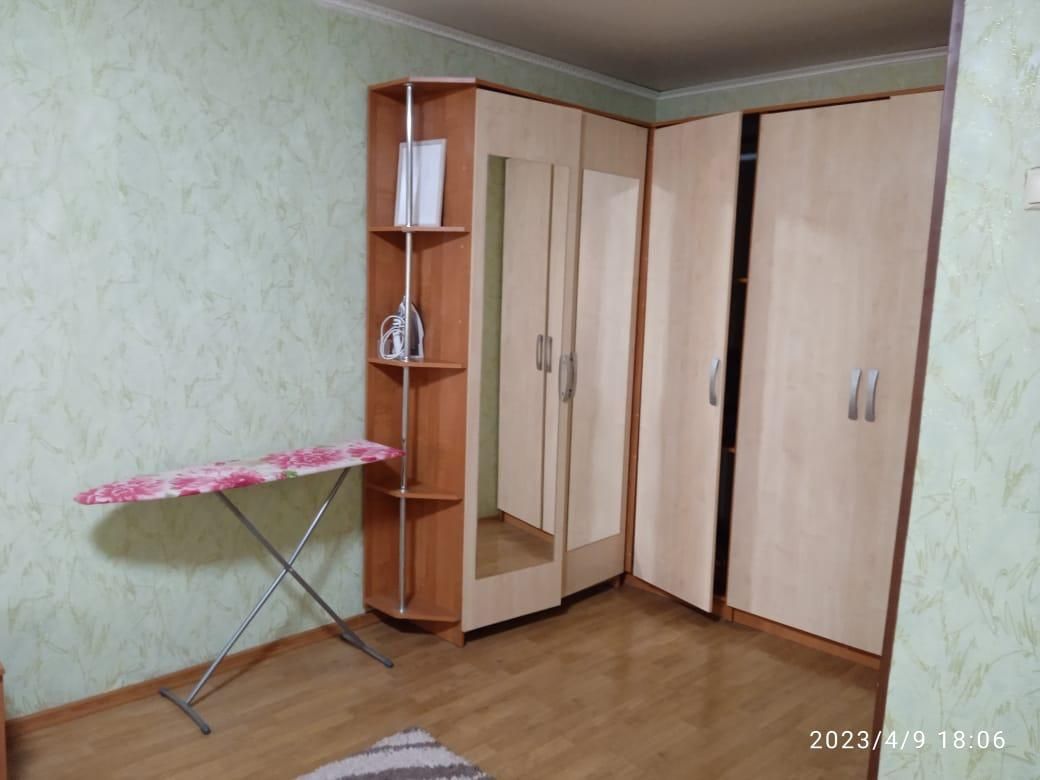 2 комн Командированным,Центр,маг.Рахат