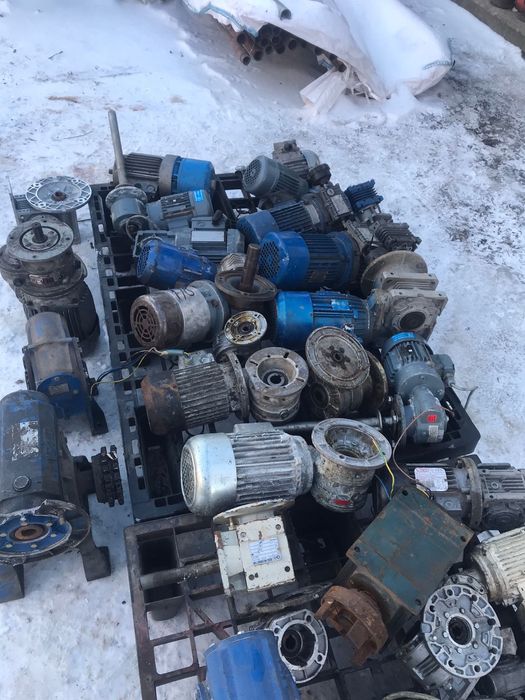 Motor cu reductor