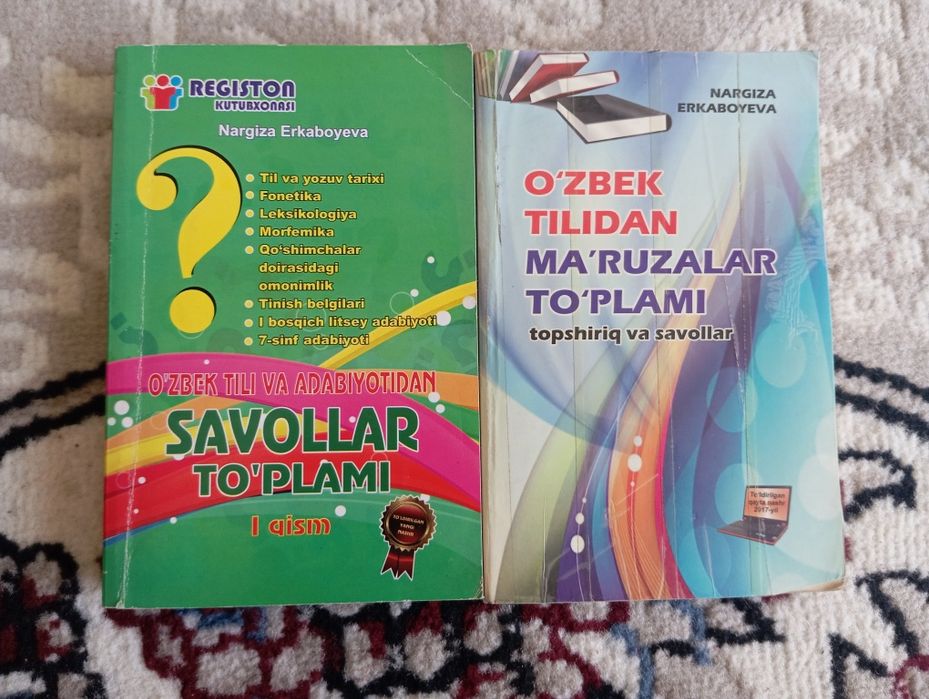 Kitoblar sotiladi