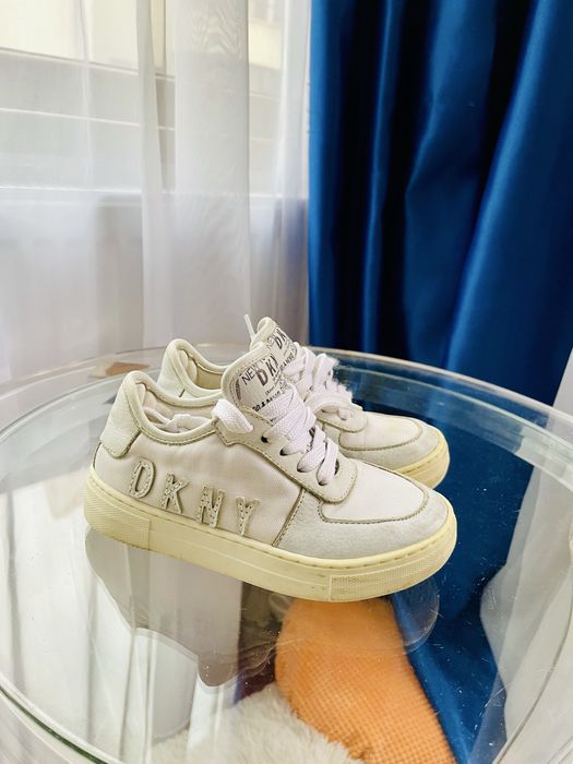 Оригинални DKNY 30 номер