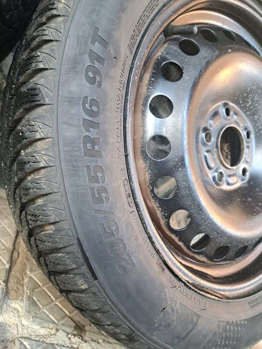 Зимни Гуми KUMHO 205/55/16 Fokus Mk2