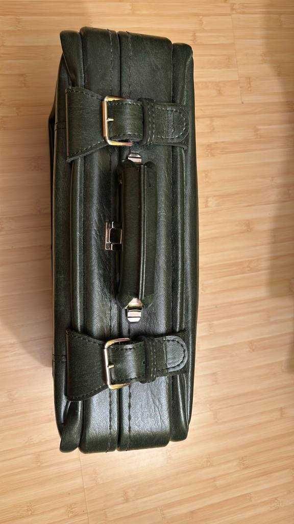 Geanta vintage verde din piele